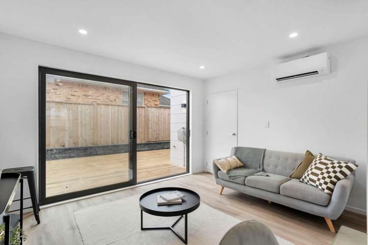 43 Friesian Drive Mangere_4