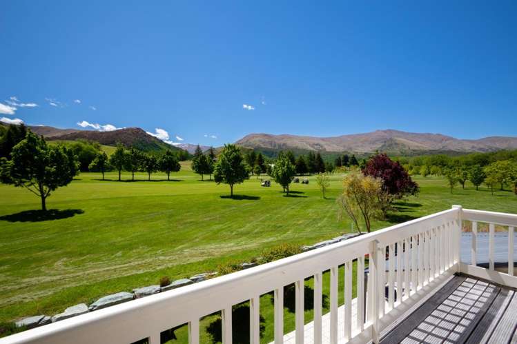 2 Streamside Lane Arrowtown_12