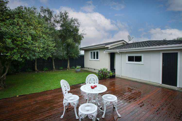 34 Dahlia Street Palmerston North Central_3