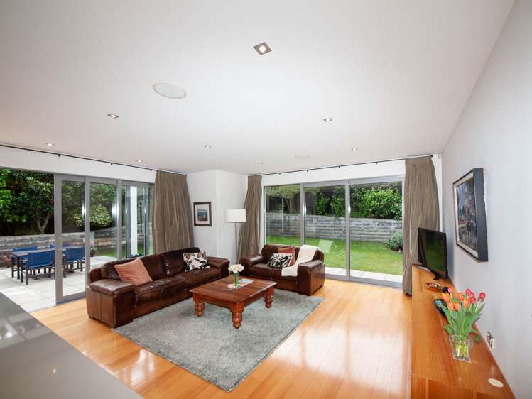 24e Mandalay Terrace Khandallah_5