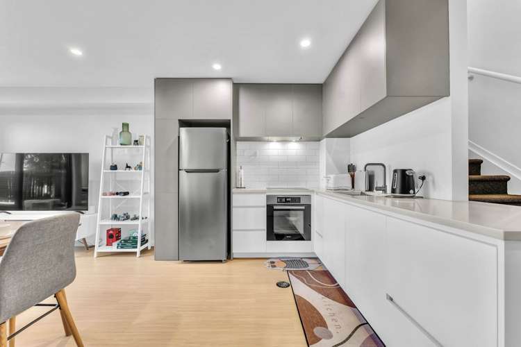 632A Massey Road_3