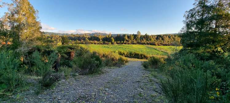 916 Old Christchurch Road Hokitika_16