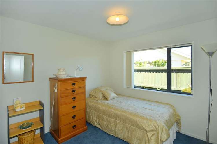 7 Bering Street Northwood_14