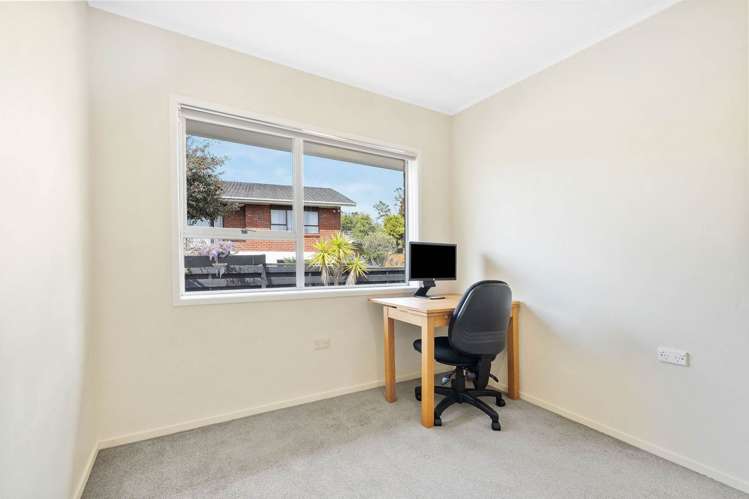 1/36 Halberg Street Glenfield_12