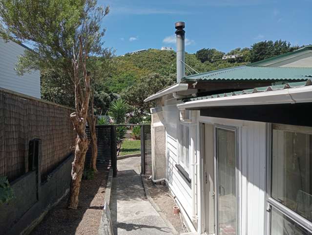 83 Happy Valley Road Owhiro Bay_3