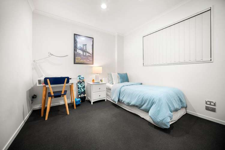 D403 /176 Broadway Newmarket_6