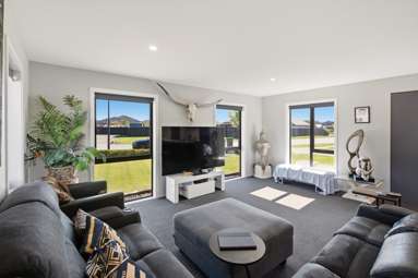 159 Silver Peaks Drive_2