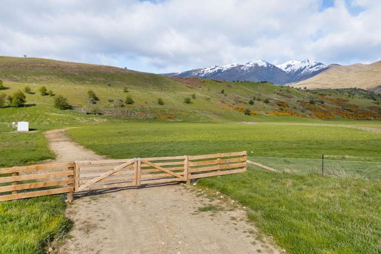 Lot 1-3/1940 Cardrona Valley Road Cardrona_9