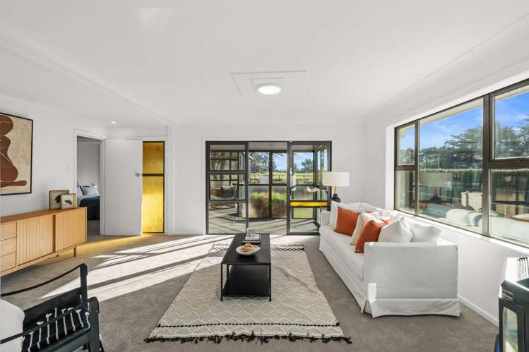 68 Russley Road_1