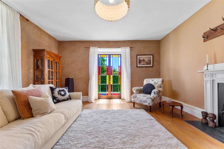 77 Covent Drive Stoke_21