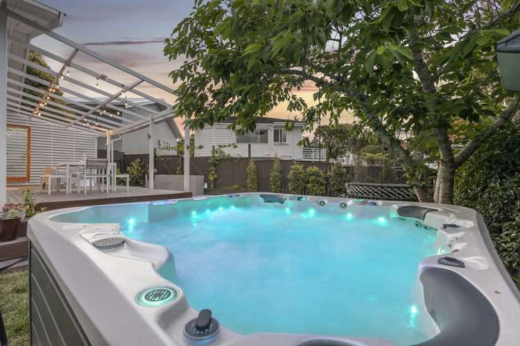 14 Oliver Street Point Chevalier_14