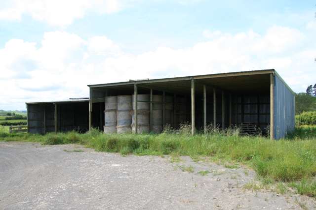 775 Bird Road Stratford_2