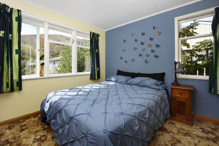 12 Kowhai Street Tapawera_5