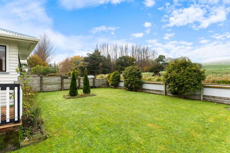 8 Tudor Road Pahiatua_2
