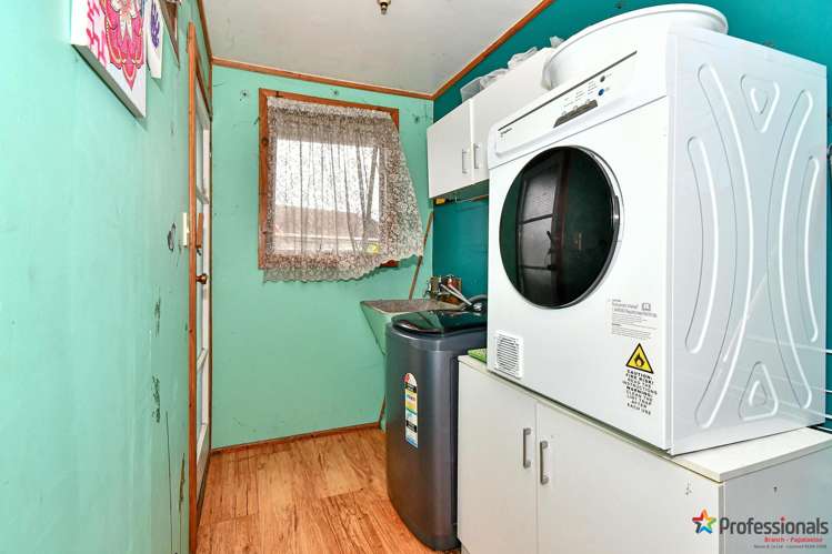 2 Serrano Place Clover Park_8