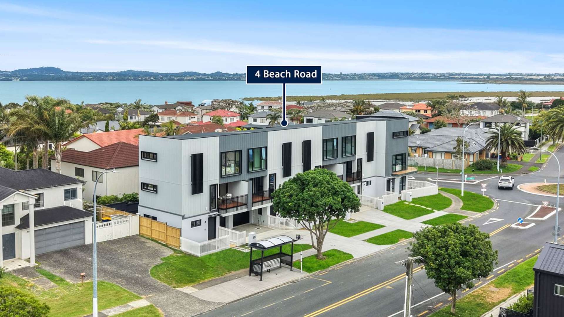 4 Beach Road Te Atatu Peninsula_0