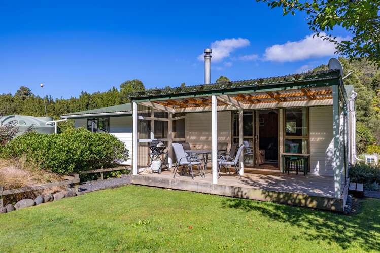 1693 Ruatiti Road Ruatiti_15