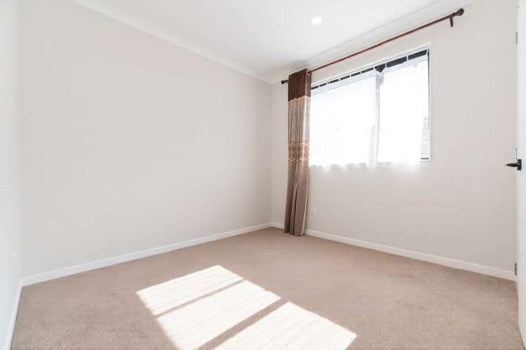 56 Taikura Avenue Red Beach_28