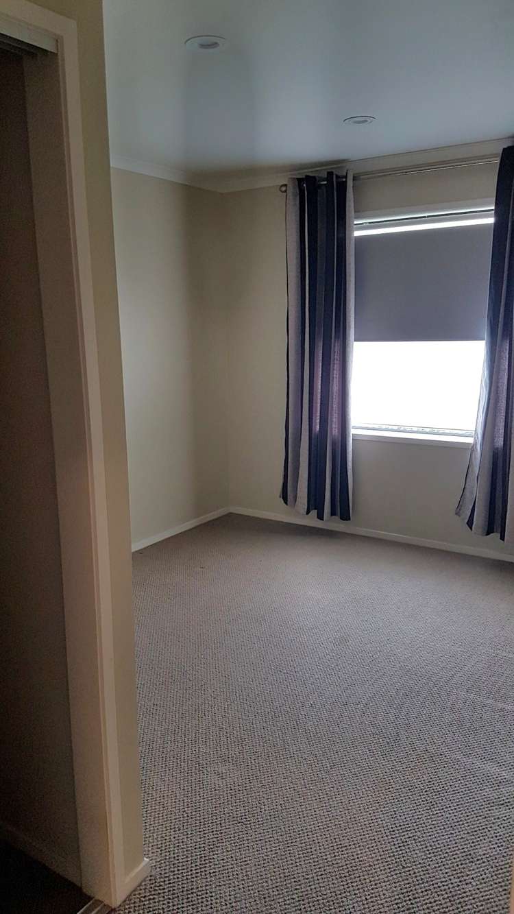 71 Pyle Road West One Tree Point_15