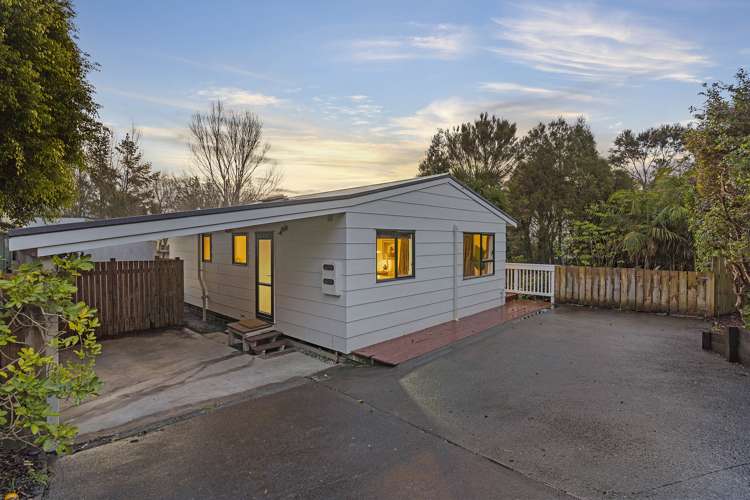 2/13 Brian Crescent Stanmore Bay_12