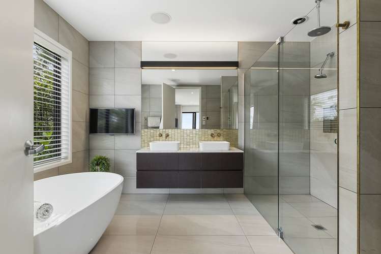 420 Redoubt Road Totara Park_10