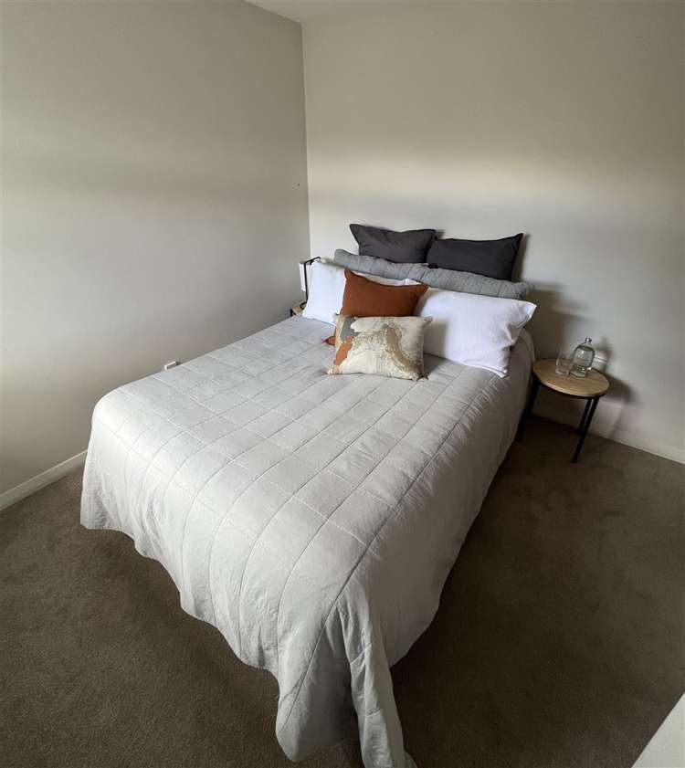 2/42 Office Road Merivale_7