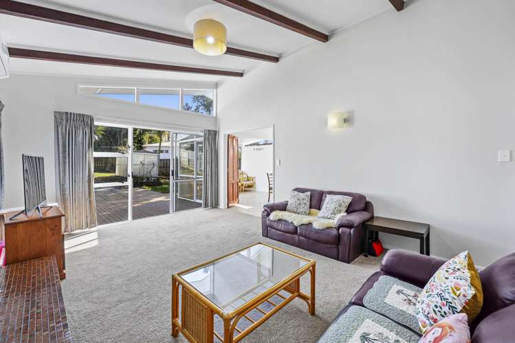 43 Beechdale Crescent Pakuranga Heights_9