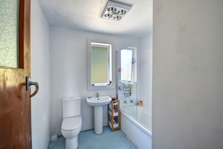 5 Church Hill Road Green Island_8