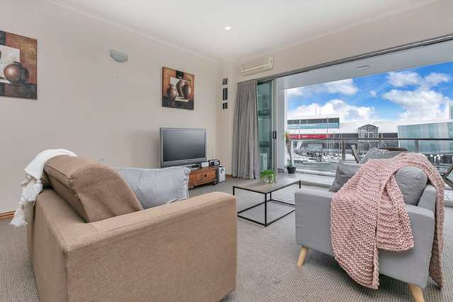 8/147 Quay Street City Centre_3