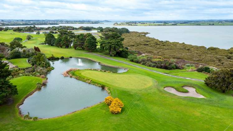 36 Korowhiti Road Clarks Beach_10