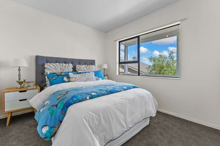 2/12 Carlton Road Pukekohe_16