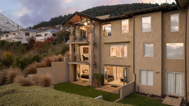 5/12 Dublin Street Queenstown_4