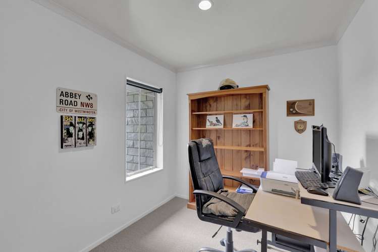 15 Keswick Crescent Huntington_23