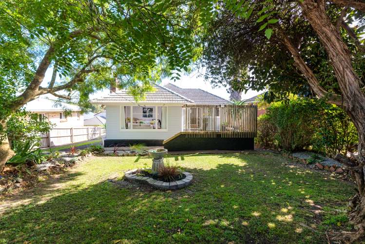 97 Hutchinson Avenue New Lynn_1
