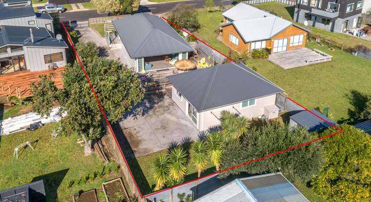 223 Linton Crescent Whangamata_25