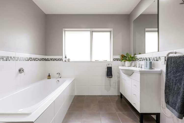 3 Ravenscourt Place Huntington_19