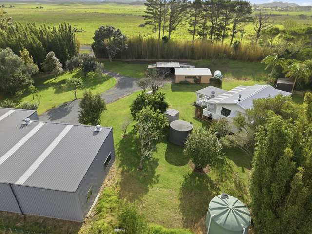 Family Living on Trig Road