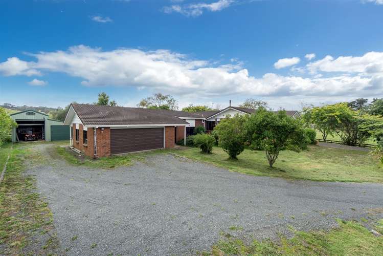 484 Kahikatea Flat Road Waitoki_23