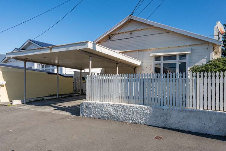 218 Coutts Street Rongotai_0