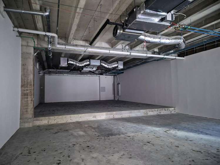 Shop 65/3 Maki Street Westgate_1