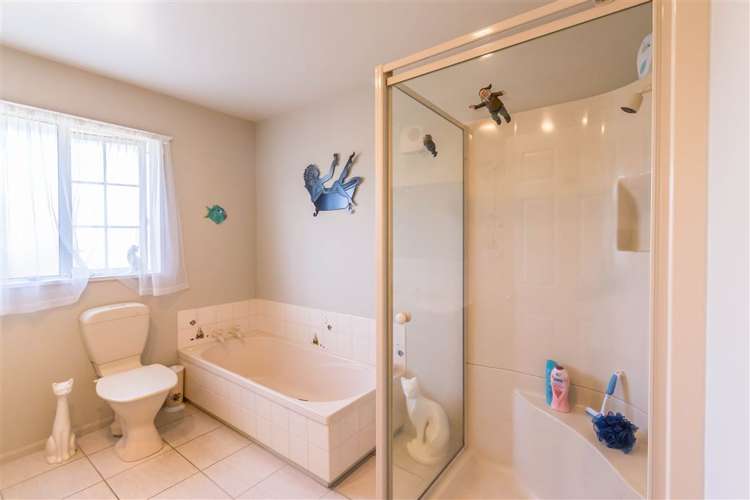 35 Durrell Way Rolleston_14