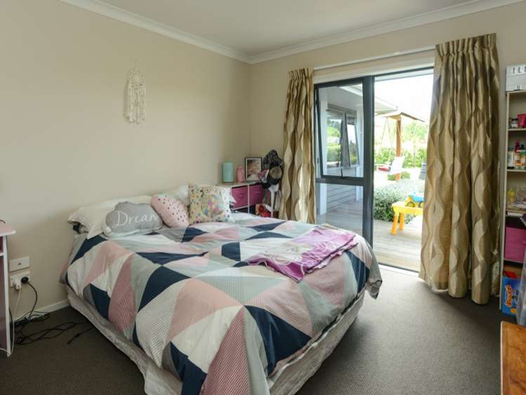 2 Rochfort Street Otane_13