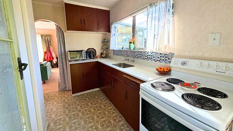 3/10 Feary Crescent Takaka_8