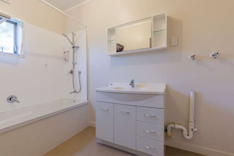 2/56 Ferndale Road Mount Wellington_22