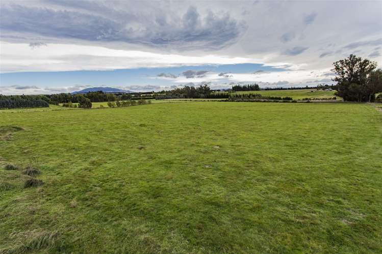 308 Stokes Road Balcairn_18