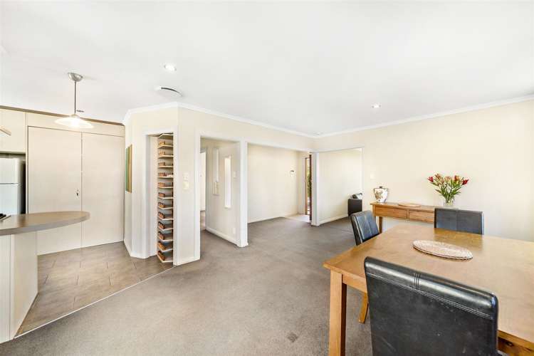 16 Reid Avenue Luggate_5