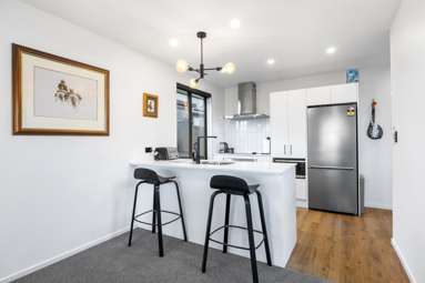 23 Royal Way_1