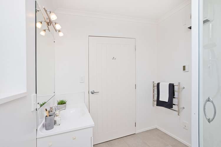 8 George Street Winton_14