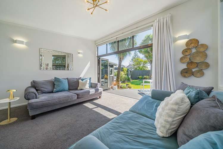 37 Bolton Street Petone_3