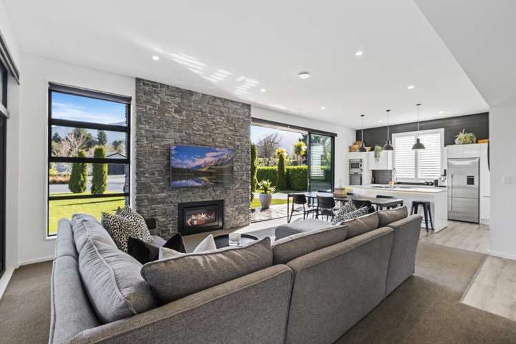 1 Tennyson Close Hanmer Springs_6